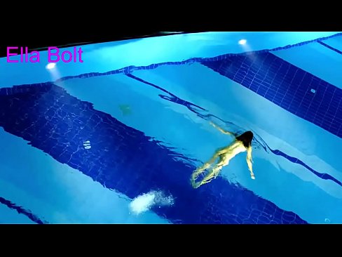 ❤️ Não consigo parar de observar, jovem loira apanhada nadando nua na piscina do resort ELLA BOLT ️ Porno vídeo em nós pt-br.port-amurasso.ru ❤